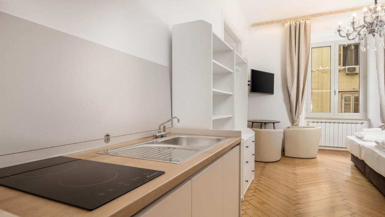 Apartments Art Teatro Рієка Екстер'єр фото